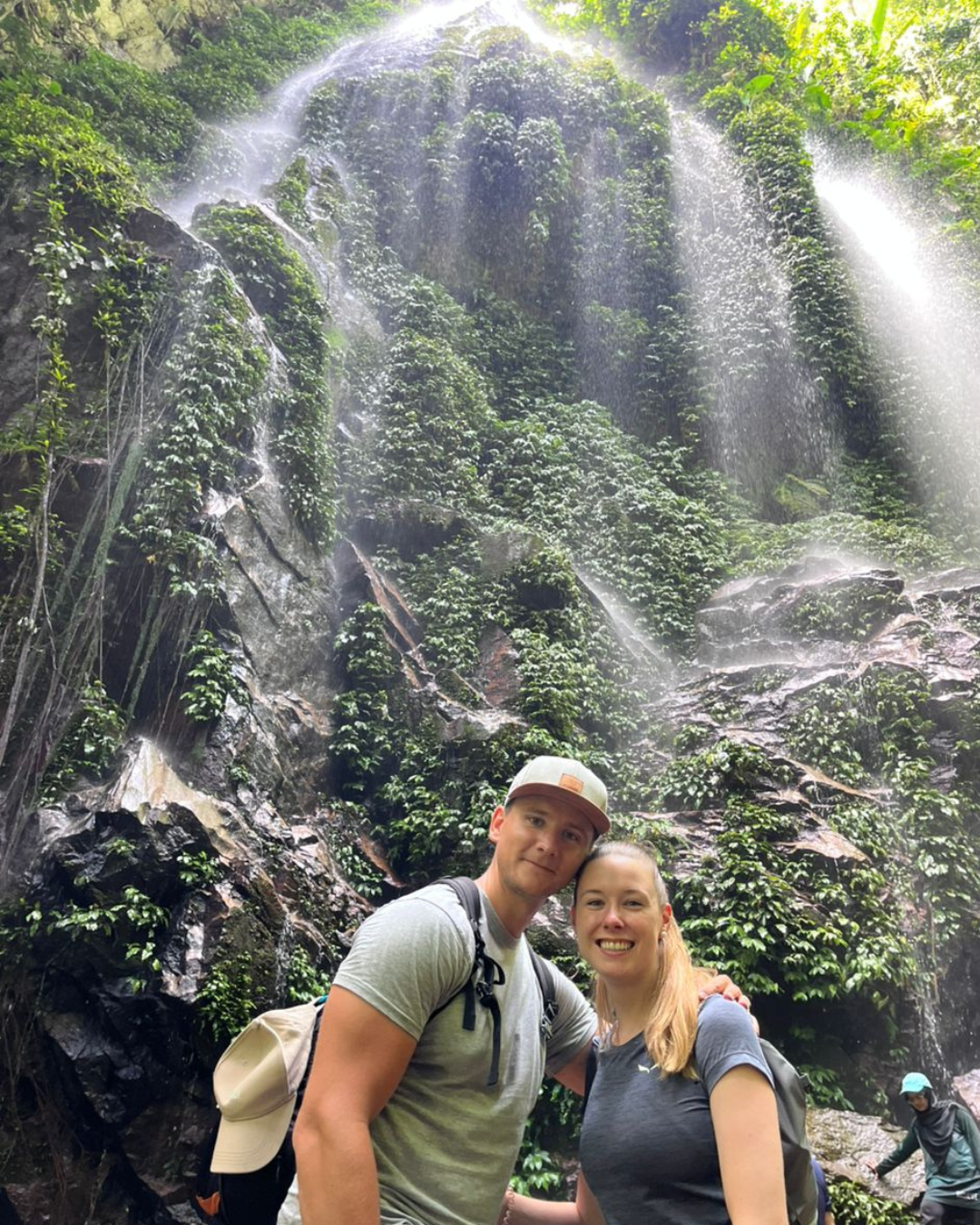 Trekking ke air terjun Sungai Kooi